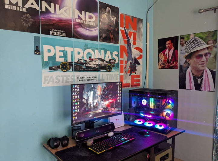 F1 gaming desk corner