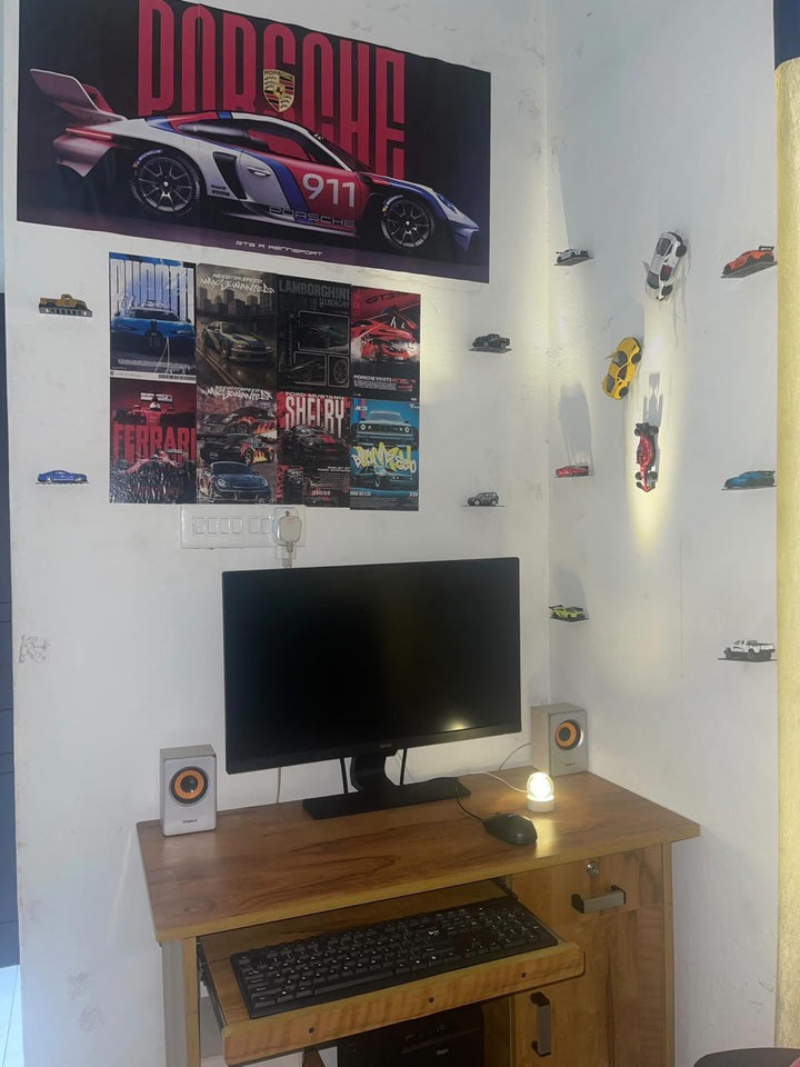 Porsche desk corner